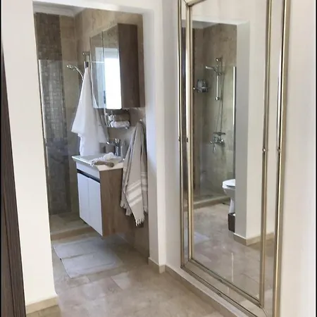 Casa Santos Kyrenia Кирения