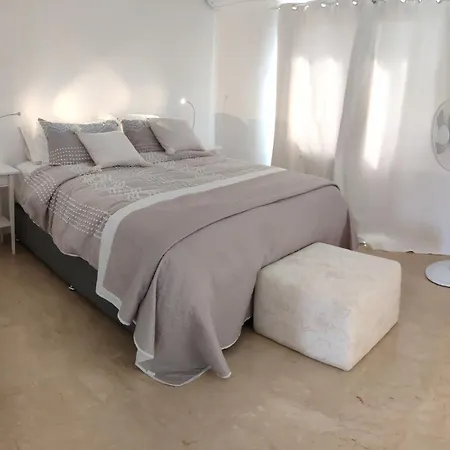 Casa Santos Kyrenia * Кирения
