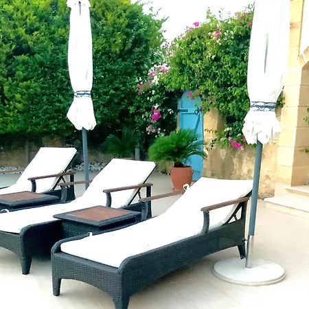 Casa Santos Kyrenia *