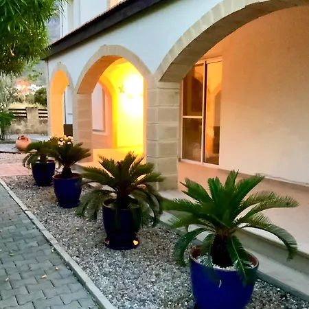 别墅 Casa Santos Kyrenia 凯里尼亚