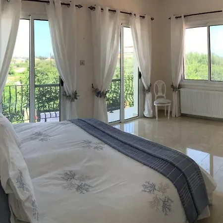 Casa Santos Kyrenia 别墅