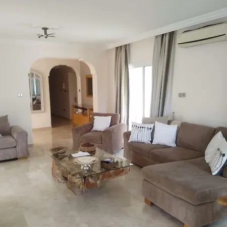 别墅 Casa Santos Kyrenia 凯里尼亚