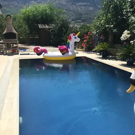 Casa Santos Kyrenia * 凯里尼亚