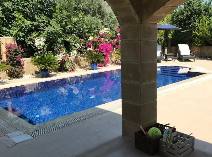 Casa Santos Kyrenia ヴィラ