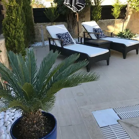 Casa Santos Kyrenia Villa *